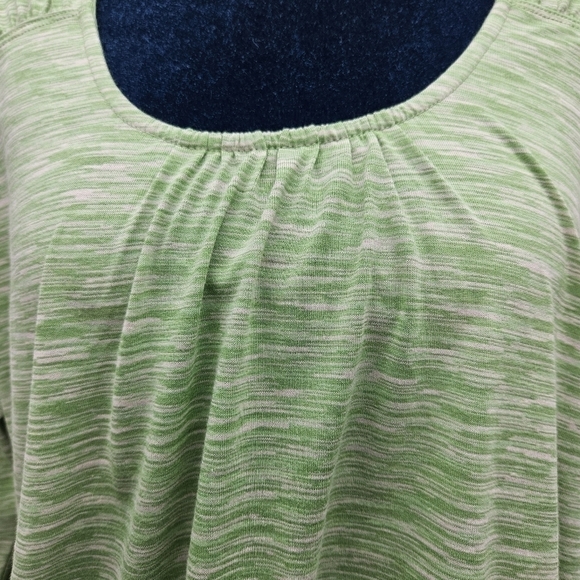 Woolrich Athleisure Top XXL Zip Pocket Dri Release Green Slim Fit Ruched Tee NWT - Picture 5 of 16